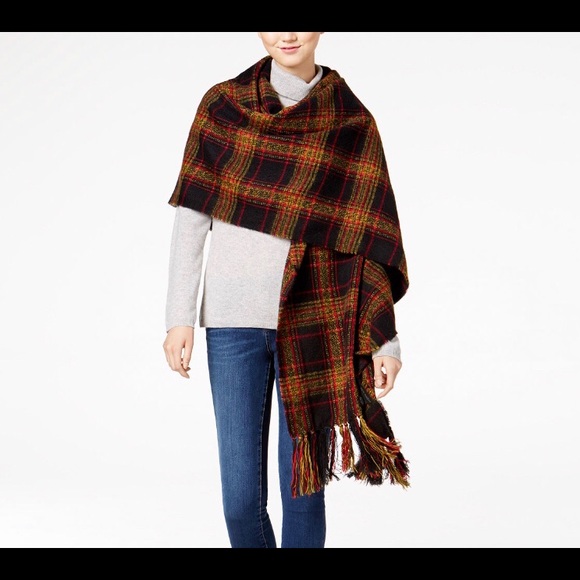 Steve Madden Statement Wrap/Scarf - Picture 2 of 5